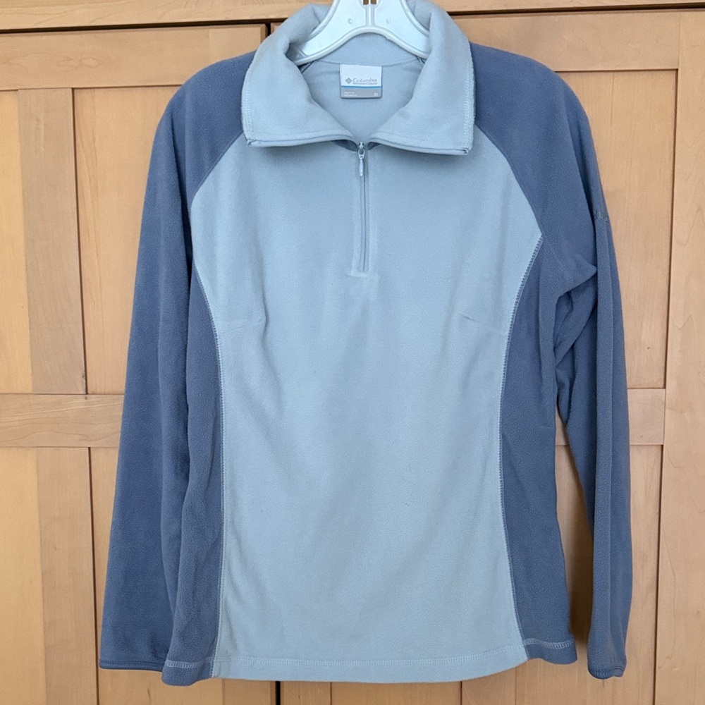 COLUMBIA Blue and Gray Fleece Half Zip Pullover